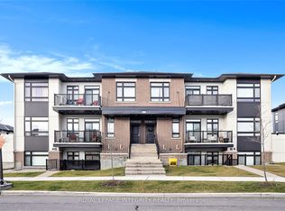 390 A Rolling Meadow Cres #E, Ottawa, ON K1W 0S1