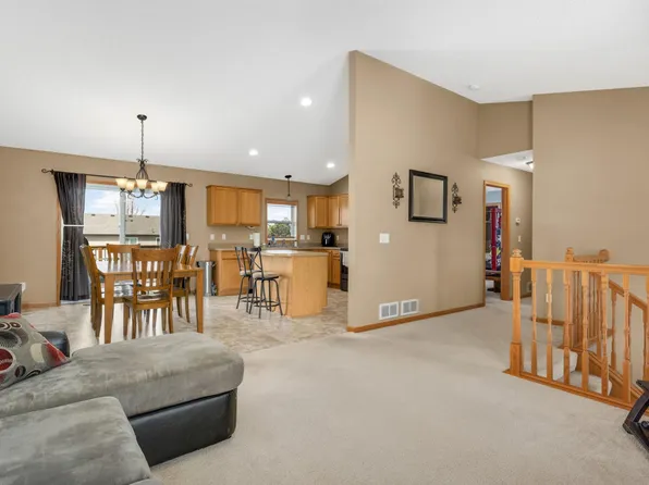 615 Dillon Ave N, Montrose, MN 55363