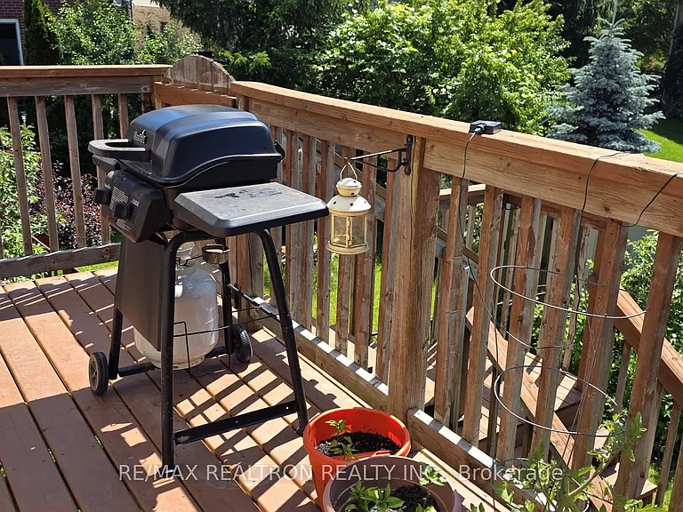123 Westmeadow Dr — Photo 31