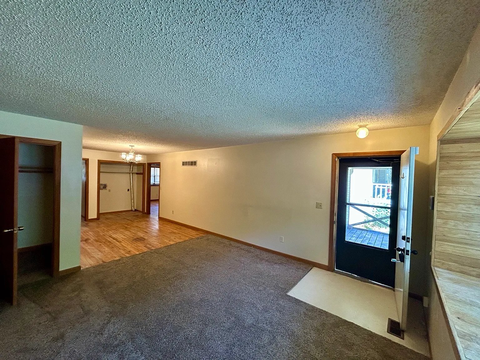 723 Locust Street - 1 — Photo 2