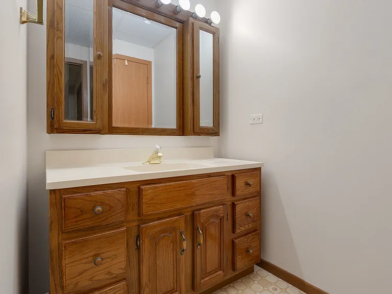 1791 Barnhill Dr — Photo 20