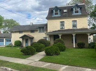 194 Krone Pl, Hackensack, NJ 07601