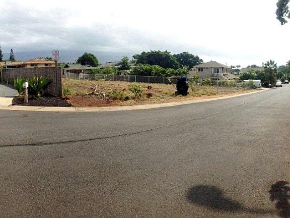 2nd image of 1881 Kaahele Pl Lot 14