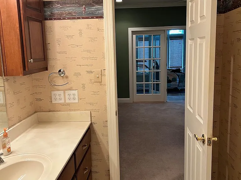 4890 Independence Dr #8 — Photo 8