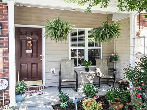 2nd image of 13834 Singleleaf Ln #104