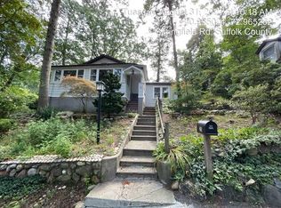 25 Springfield Rd, Sound Beach, NY 11789