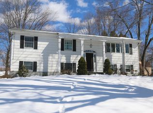 3544 Curry St, Yorktown Heights, NY 10598
