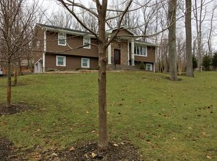 10 Wood Dr, Morris Plains, NJ 07950