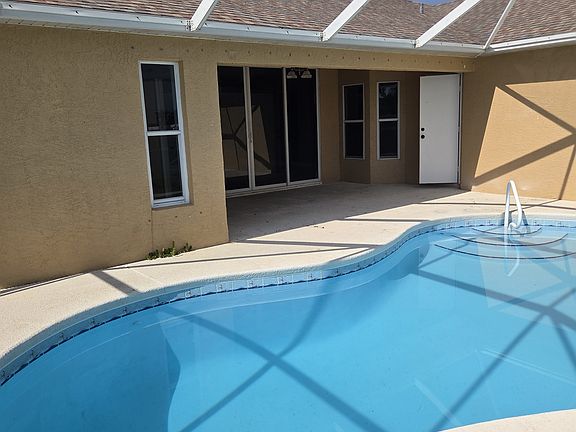 4th image of 2462 NW 22nd Ter