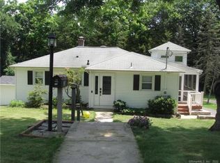 10 Rocky Glen St, Seymour, CT 06483