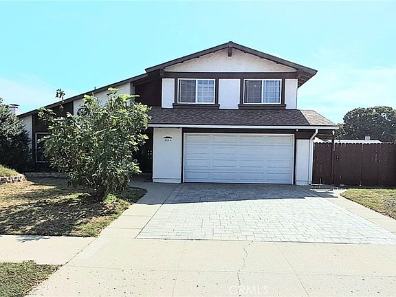 2nd image of 2114 Rhonda St