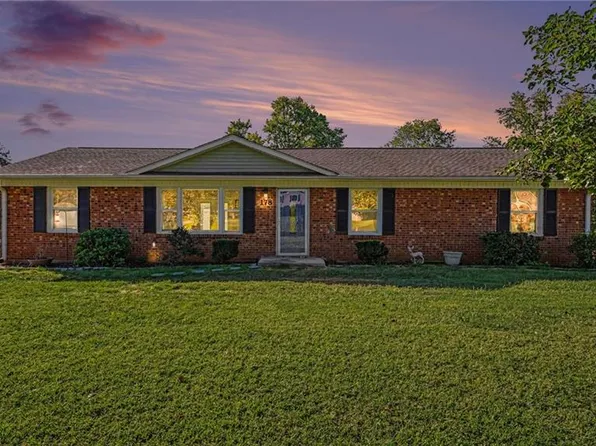178 Fisher St, Lexington, NC 27292