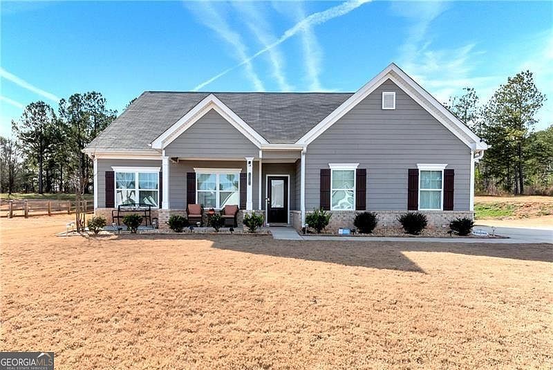 1st image of 1081 Pine View Trl