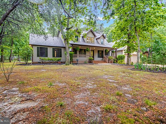 2nd image of 23839 Woods Dr