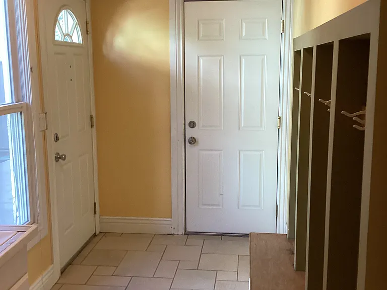 828 E Platte Ave — Photo 24