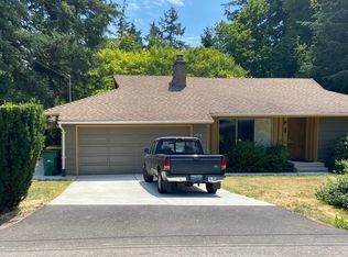 7570 SW Stewart St, Portland, OR 97223