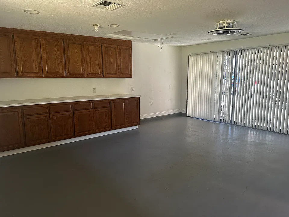 3600 N Hermosa Pl #0