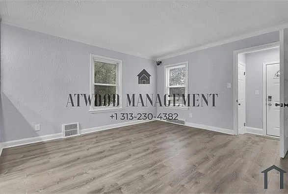 13500 Stahelin Ave — Photo 3