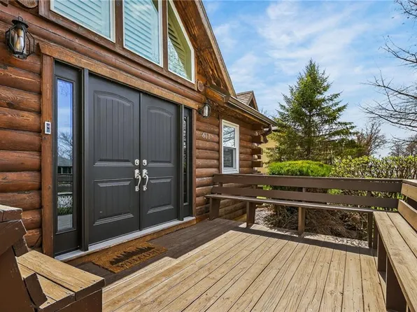 611 N Winnebago Dr, Lake Winnebago, MO 64034