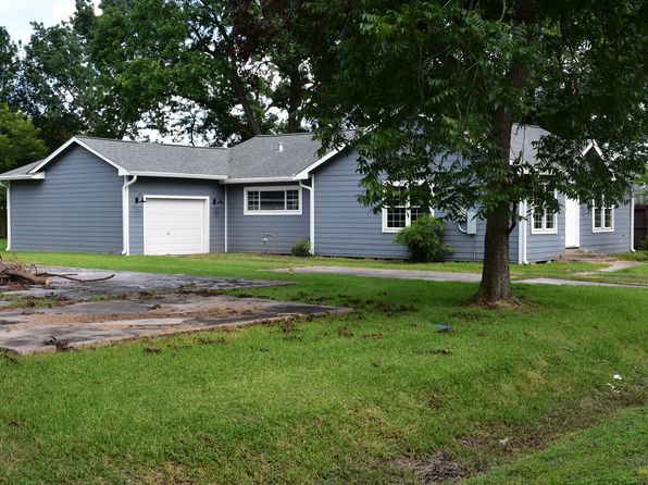 311 S 4th St