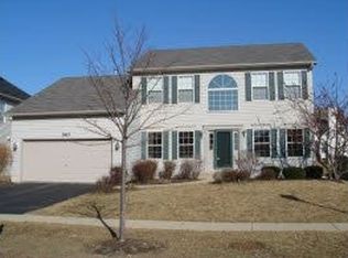 583 Carriage Way, South Elgin, IL 60177