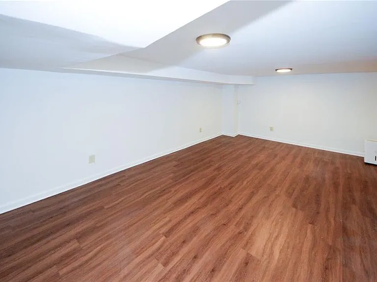 895 Durant Pl NE — Photo 26