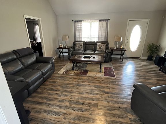 3rd image of 113 Cook Ln