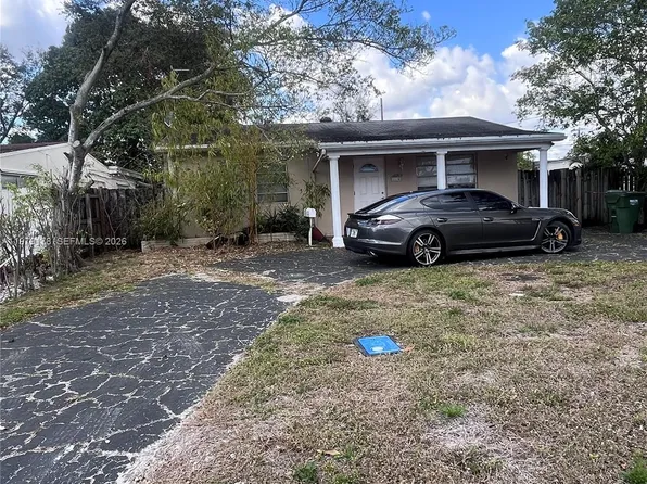 114 SW 67th Ter, Hollywood, FL 33023