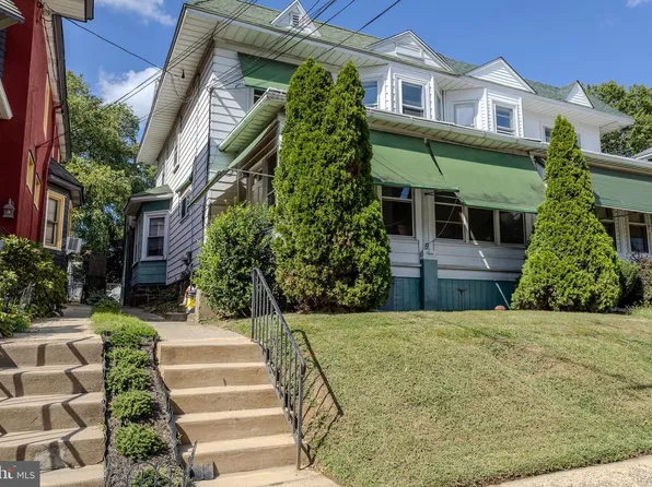 9 Harrison Ave, Clifton Heights, PA 19018