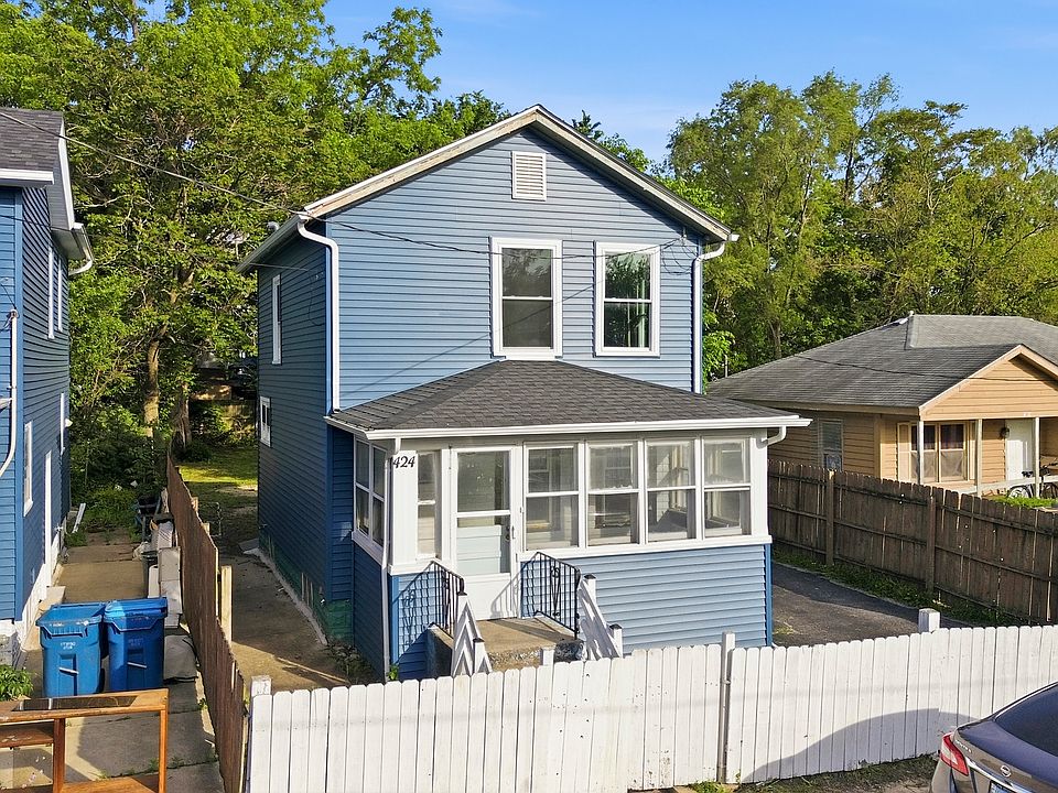 1st image of 424 Titsworth Ct