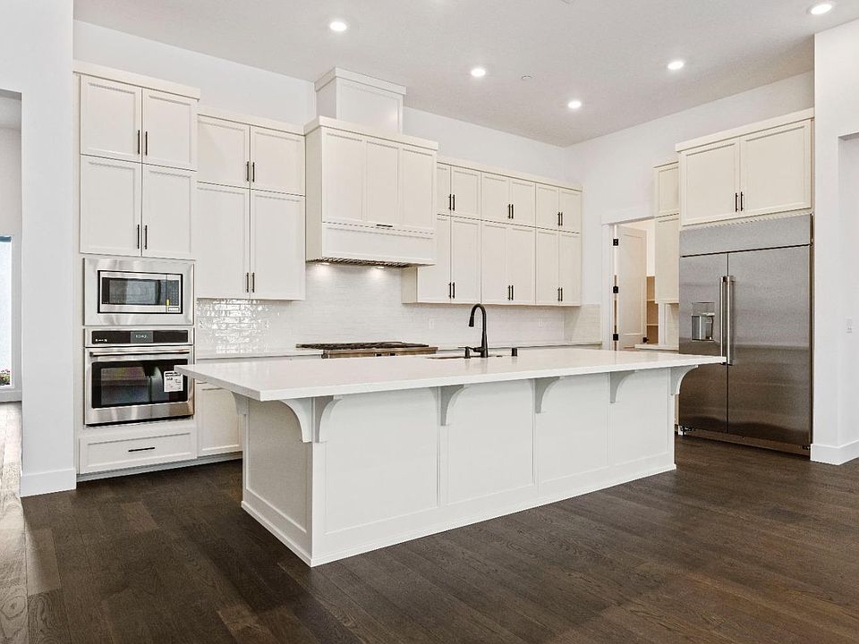 1st image of 8641 Buckbrush Ln