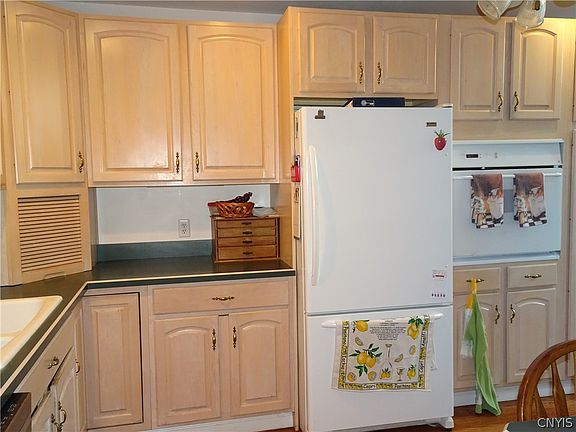 4th image of 5342 Bunker Hill Way
