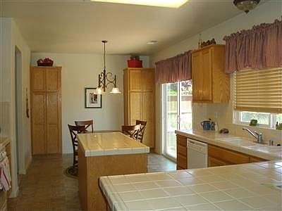5th image of 5500 Portico Dr