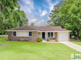 2 E Welwood Dr, Savannah, GA 31419