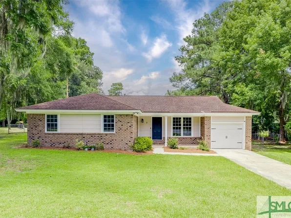 2 E Welwood Drive, Savannah, GA 31419