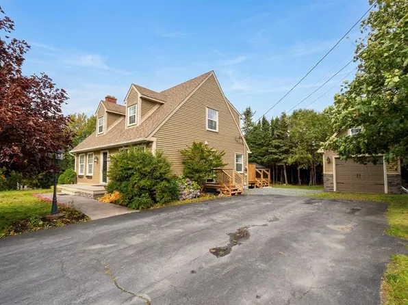 23-25 Heneys Pond Road, Bay Roberts, NL A0A1G0