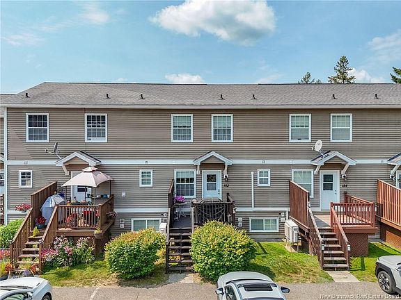 5th image of 182 James St