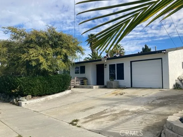1434 Santa Rosa St, Oceanside, CA 92058