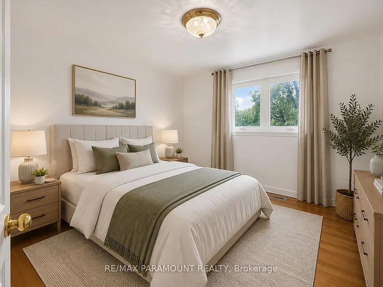 47 Cloverdale Dr — Photo 23