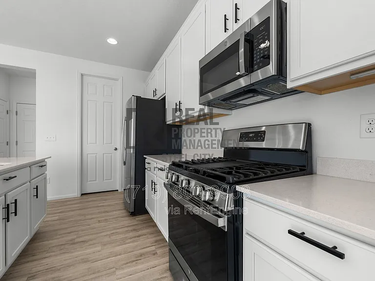 1824 Manassa St — Photo 12