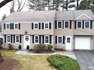 33 Trotwood Drive, West Hartford, CT 06117