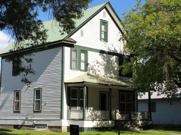 506 1st Ave #A-b, Eureka, MT 59917