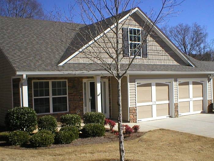 WELCOMING FRONT PORCH