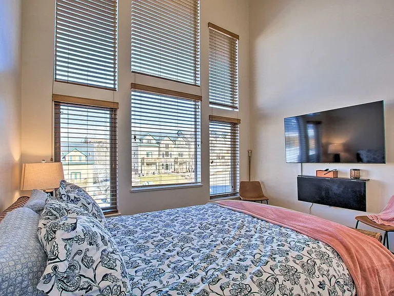 3524 N Fox Run Dr #1 — Photo 11