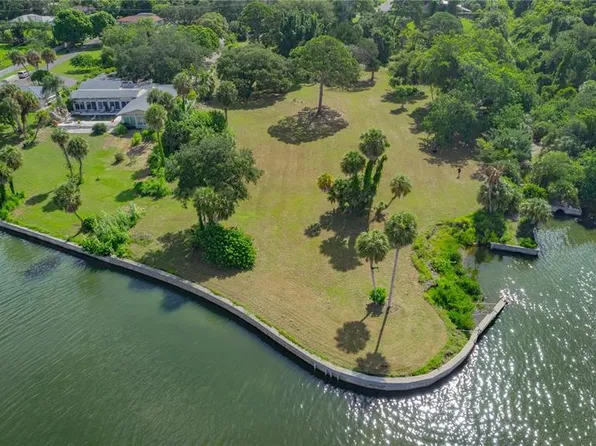 8258 Longbay Blvd #2, Sarasota, FL 34243