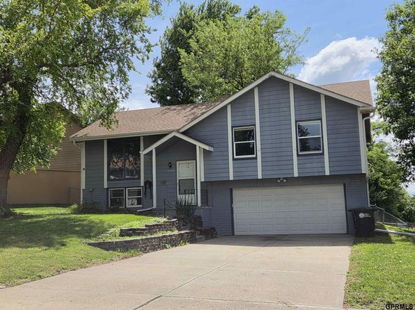 11205 Corby St, Omaha, NE 68164