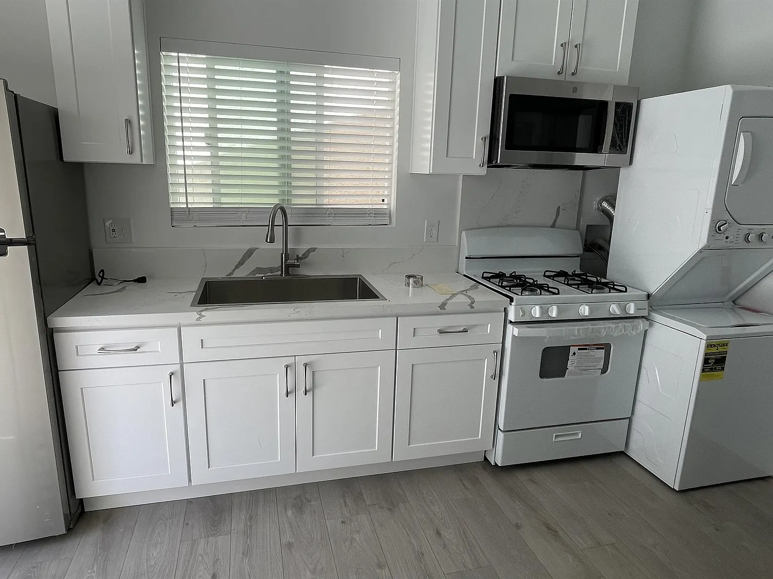 4354 W. 138th Street - D — Photo 1