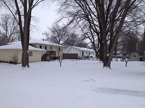 4th image of 801 Karin Dr