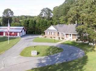 1920 Skyview Dr, Centerville, TN 37033