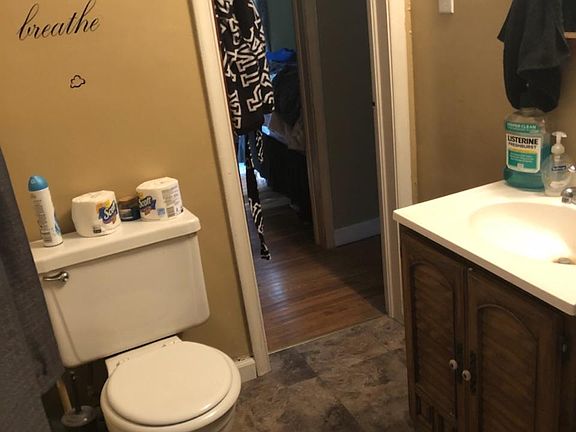 Updated full bathroom with new tile.